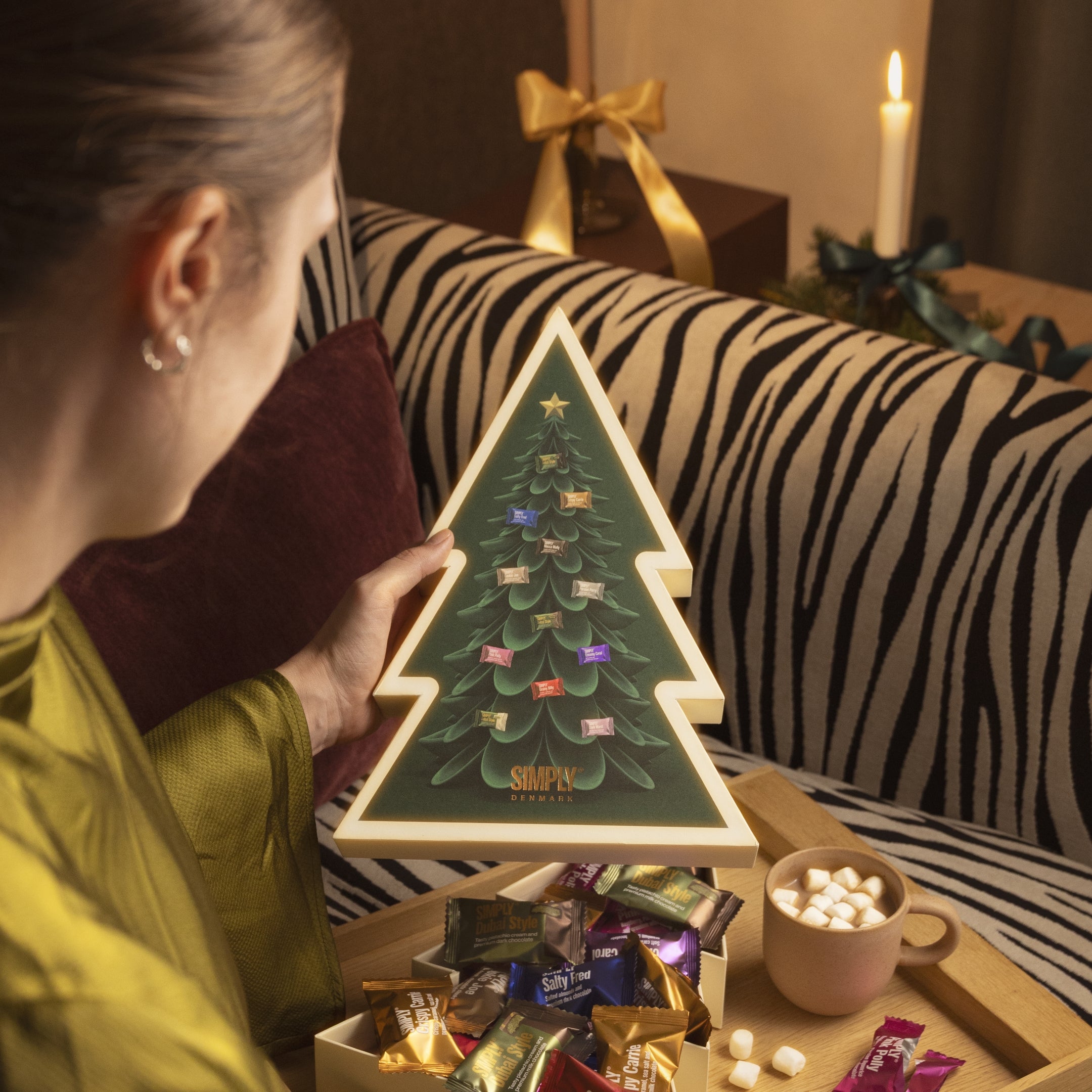 Gift Box, Christmas Tree (300g)
